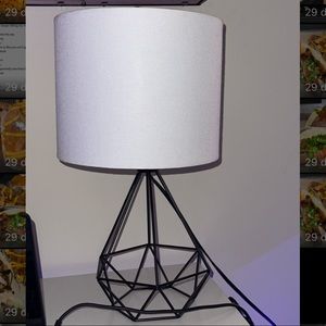 Black and white chic lamp